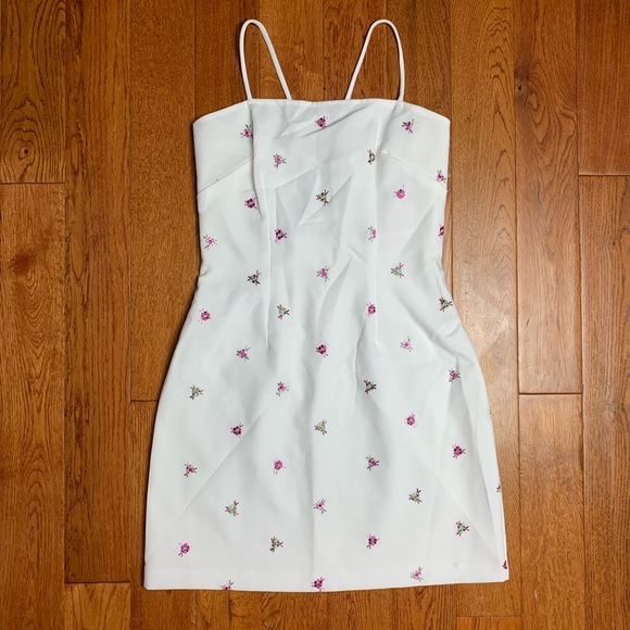 XOXO Dresses & Skirts - XOXO White Mini Dress